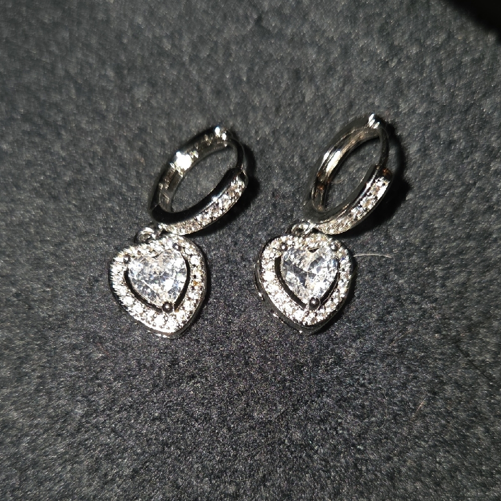 Elegant Moissanite Silver Heart Drop Earrings